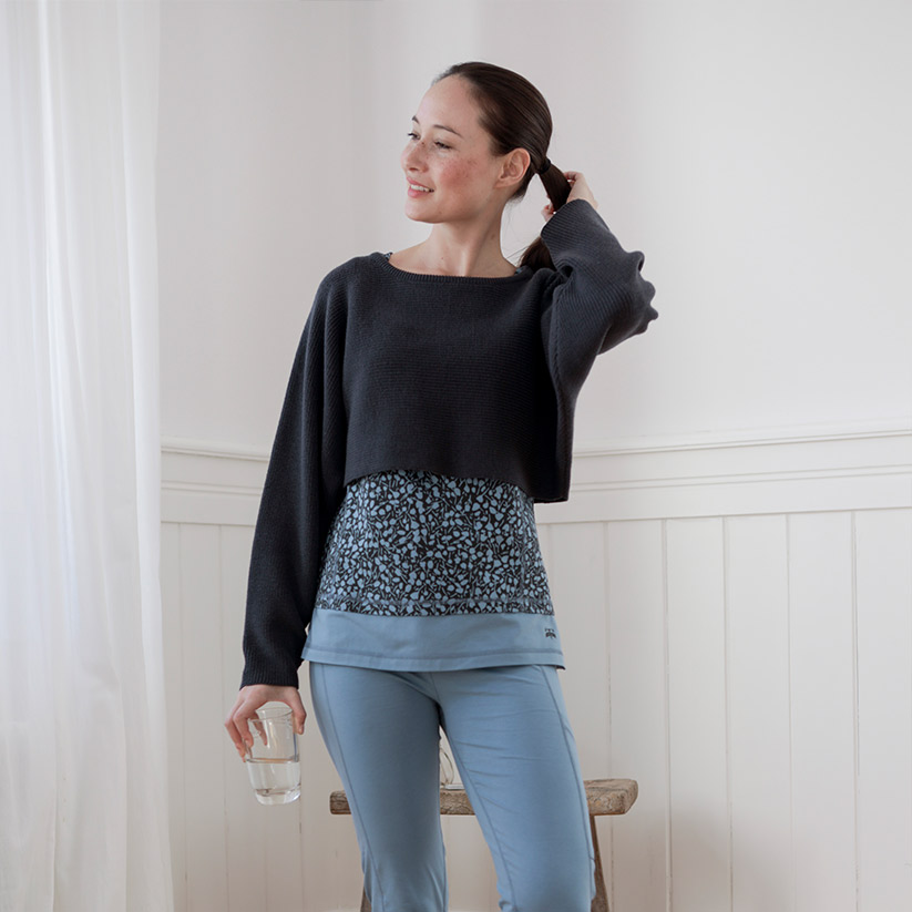 Hier kommen Sie zum dargestellten Strickponcho.