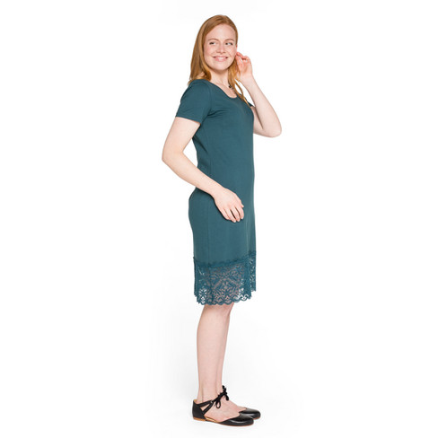 Jerseykleid aus Bio-Baumwolle mit Spitze, smaragd